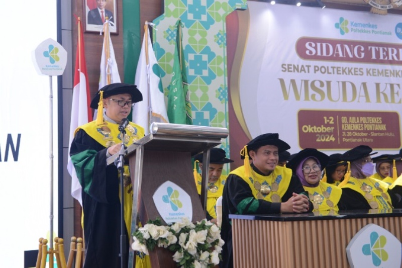 Poltekkes Kemenkes Pontianak melakukan wisuda ke-36 pada tahun 2024.