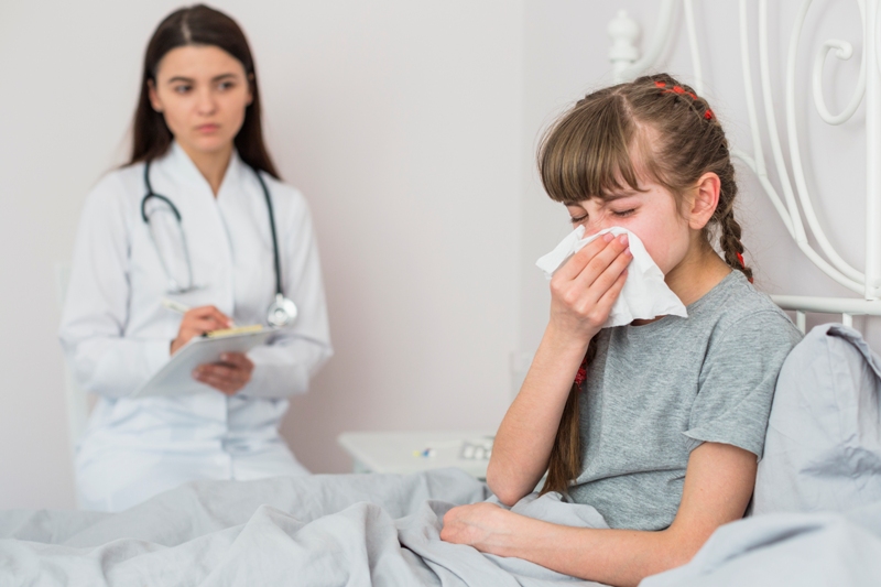 Ilustrasi anak terkena flu.
