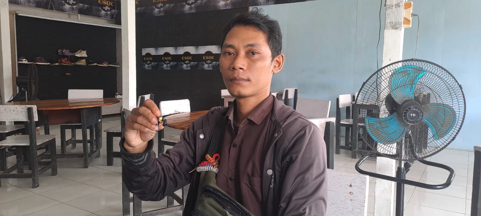 WALI SISWA: Wali siswa di SMA Negeri 3 Sukadana Kabupaten Kayong Utara, Kalimantan Barat&nbsp; Cahyo yang mengaku menerima perlakukan tak pantas dari Kepala Sekolah SMA Negeri 3 Sukada.