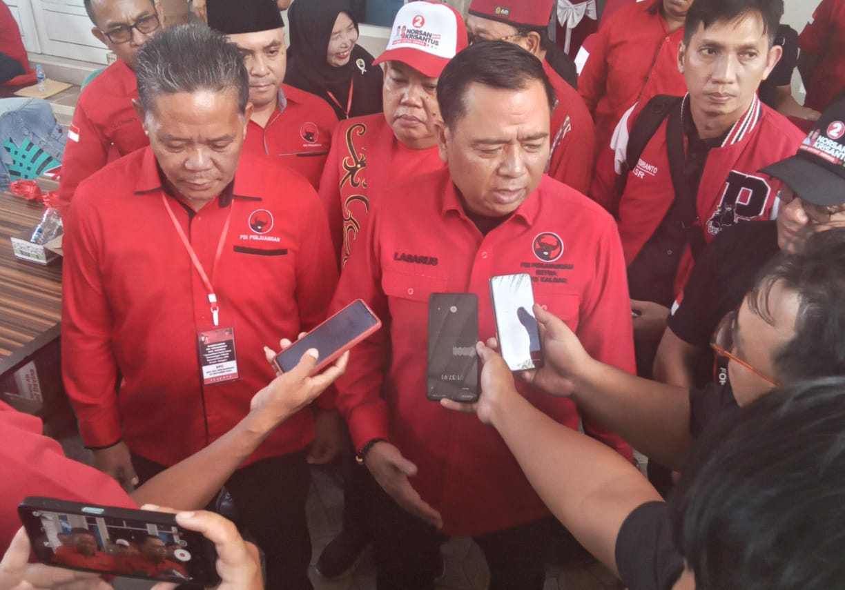 Ketua DPD PDI Perjuangan Kalimantan Barat, Lasarus.