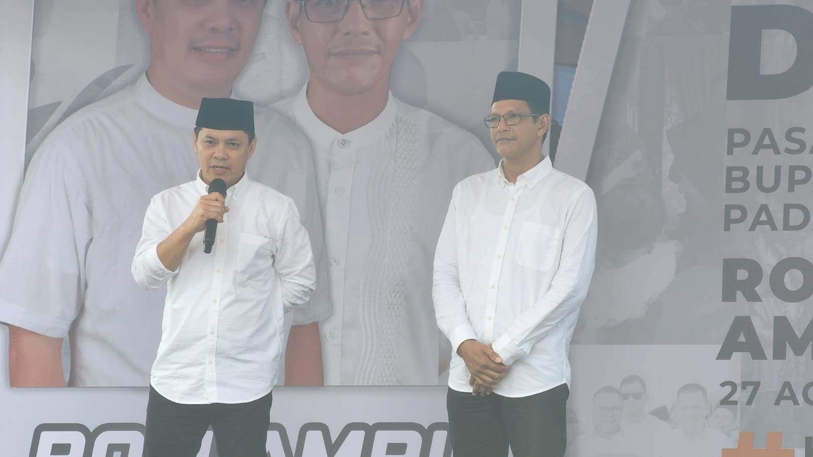 DENGAR KELUHAN: Calon Bupati Romi Wijaya dan Wakil Bupati Amru Chanwari nomor urut 2.