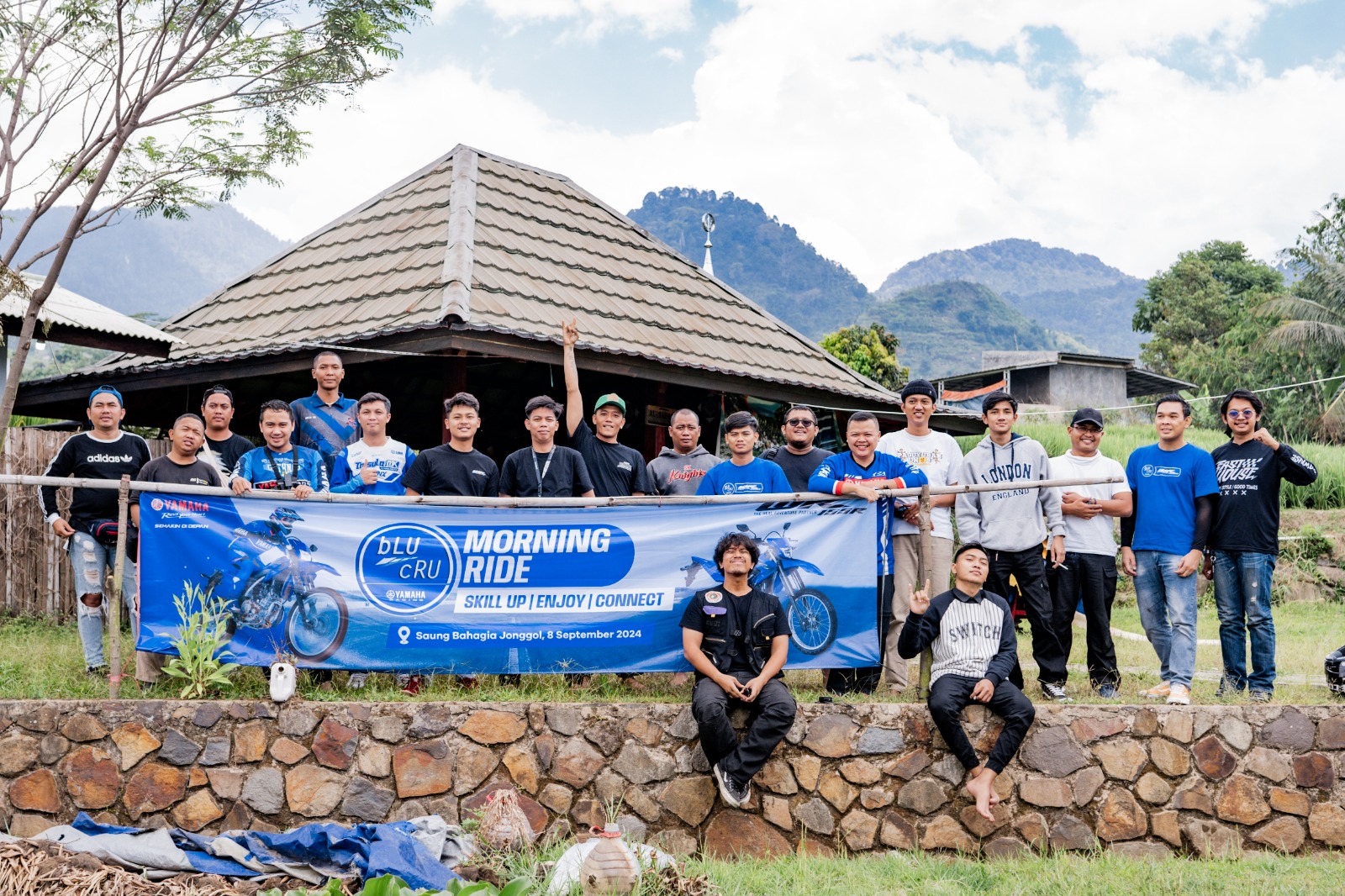 Komunitas WR Owners Indonesia (WOI) chapter Jakarta bersama YRA Community dan Yamaha DDS Jakarta saat menggelar acara Morning Ride.