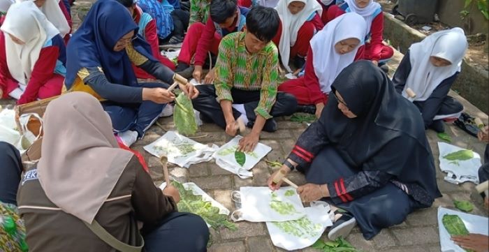 Pelatihan eccoprinting.