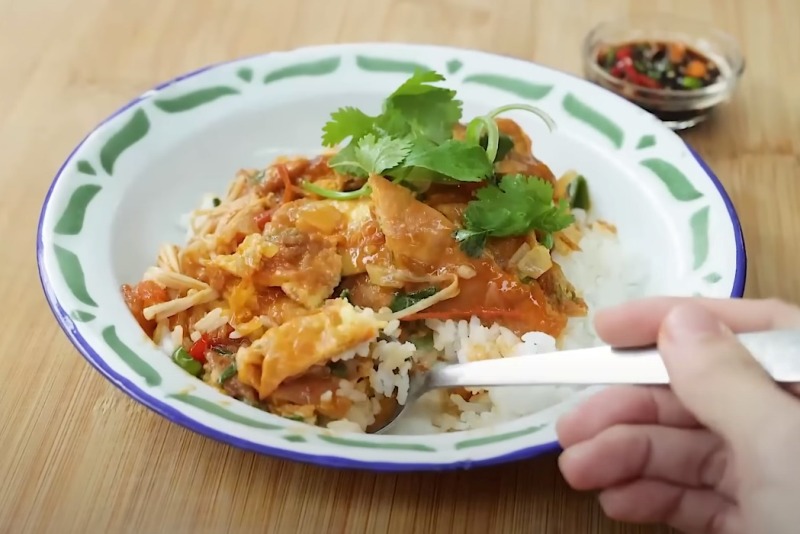 Resep telur tomat praktis.