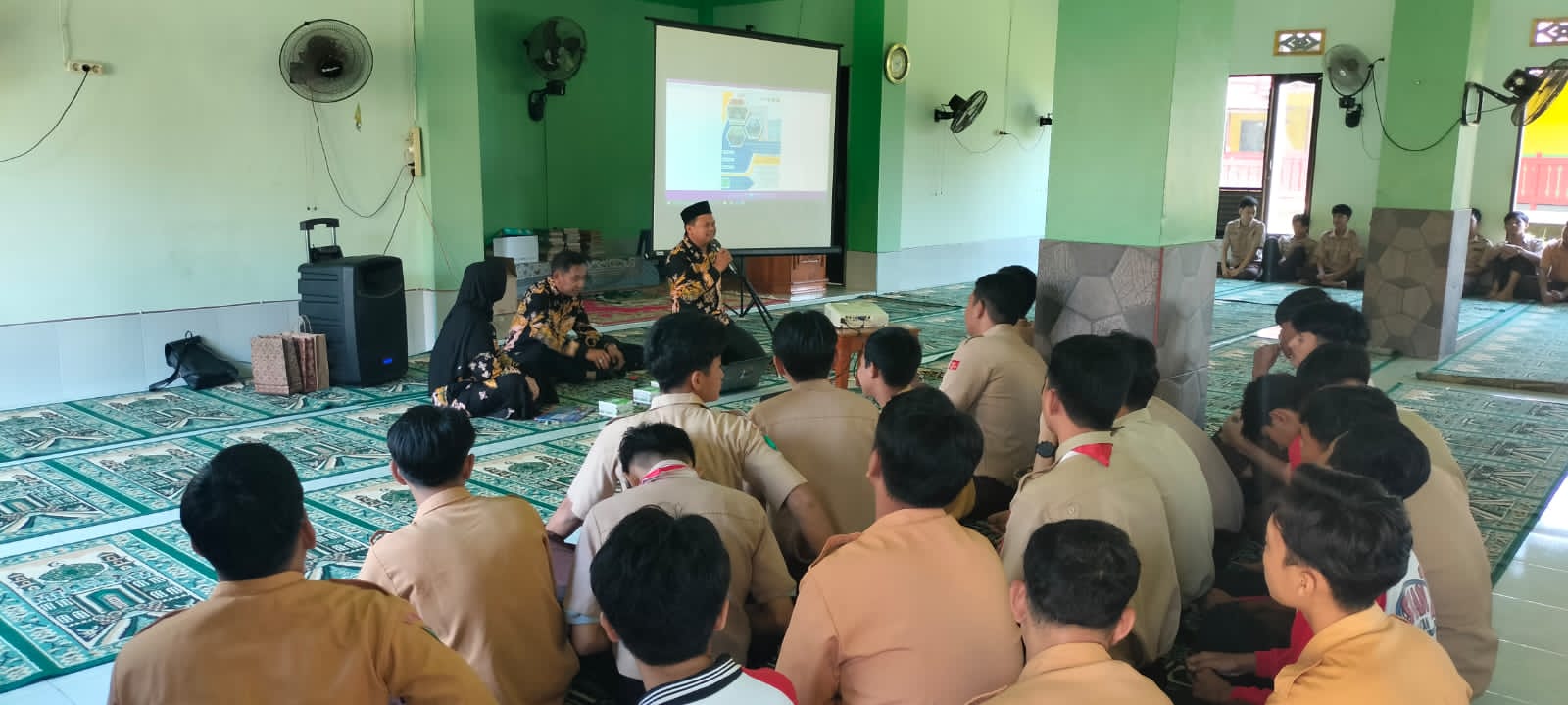 PENDIDIKAN: Sosialisasi cegah kekerasan&nbsp;di lingkungan pendidikan belum lama ini pada para pelajar.