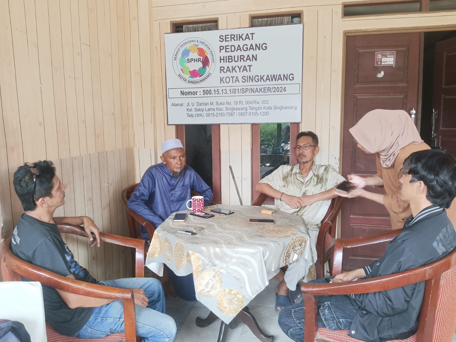 JUMPA PERS: SPHR Kota SIngkawang menggelar jumpa media terkait keseriusan Pemkot memperhatikan nasib PKL dan pedagang hiburan yang menempati Lapangan Tarakan.