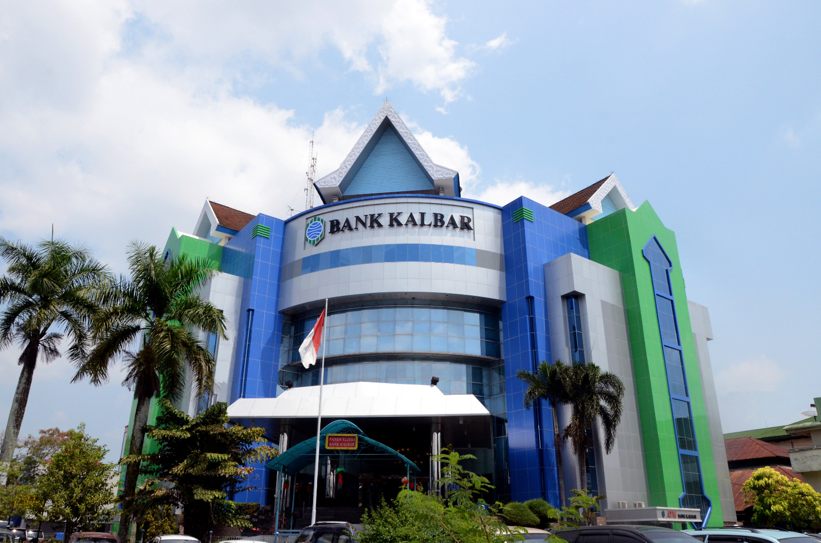 Gedung Kantor Pusat Bank Kalbar