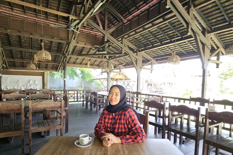 Warung Dangau, salah satu destinasi kuliner di Pontianak.