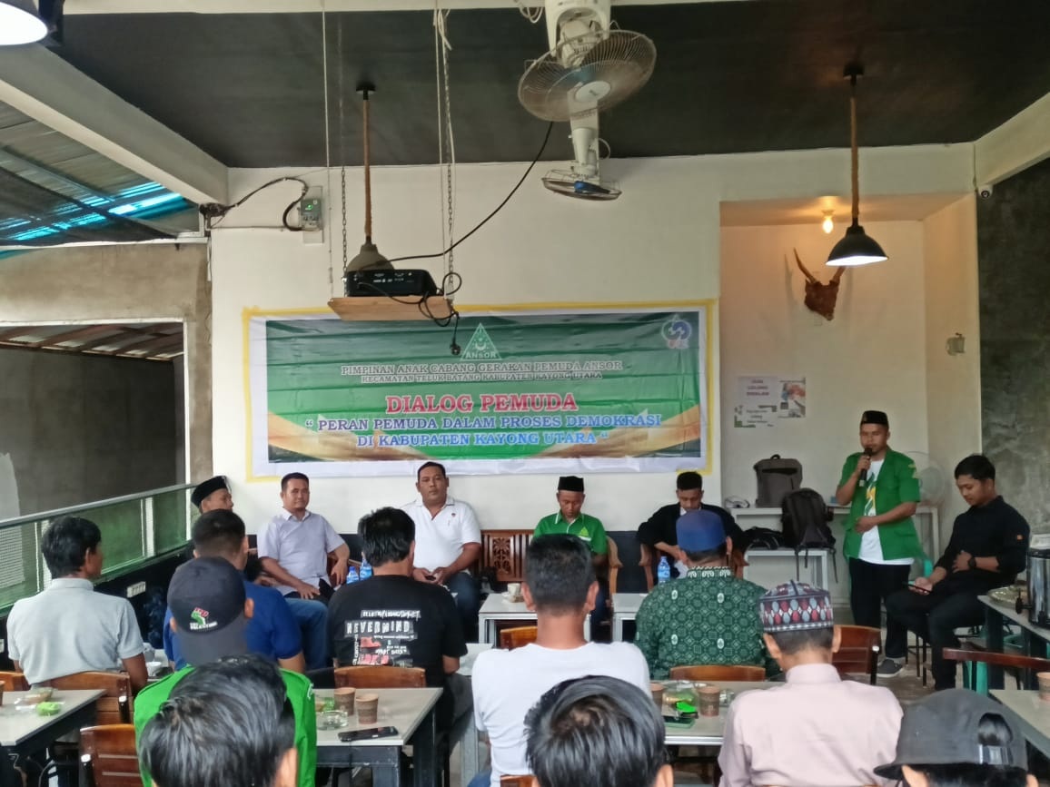 DIALOG: Kegiatan dialog Pemuda di Kecamatan Teluk Batang, Kabupaten Kayong Utara dalam rangka mewujudkan Pilkada damai.