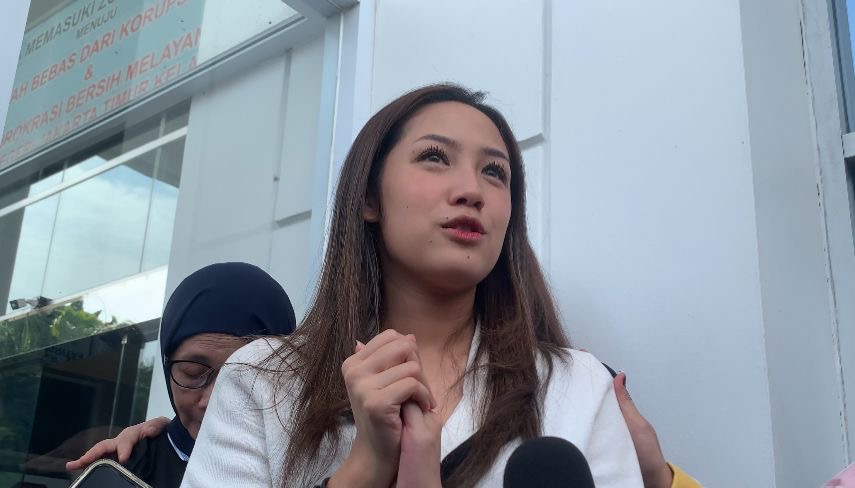 TAK PUAS: Tamara Tyasmara selaku ibu Dante mengaku tidak puas dengan hasil akhir kasus pembunuhan putranya tersebut.