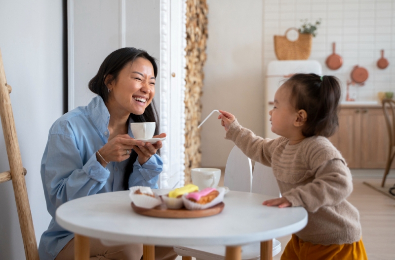 Ilustrasi mengobrol dengan anak.