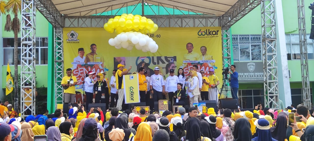 DPD Golkar Kalbar menggelar Senam Massal skala nasional di GOR Pangsuma Pontianak, pada hari Sabtu(16/11) pagi.