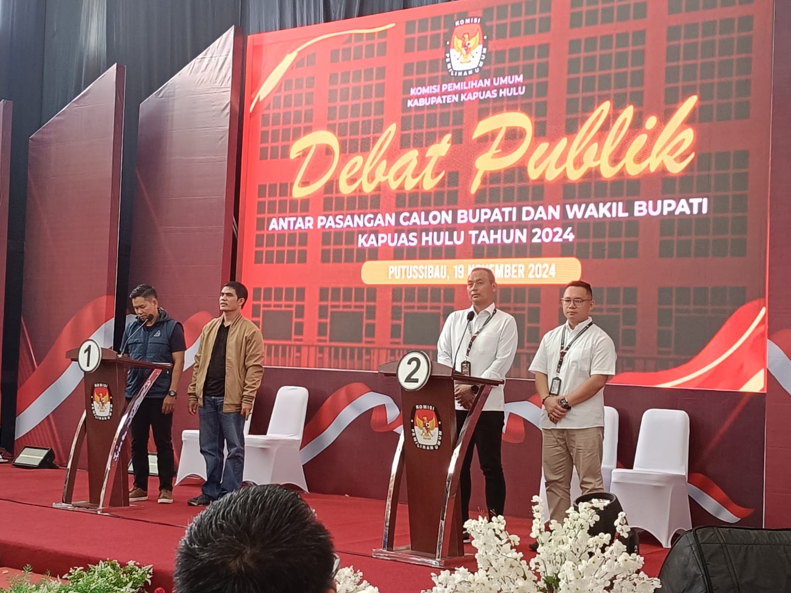 GLADI: Suasana gladi bersih debat publik Pilkada Kapuas Hulu ini.