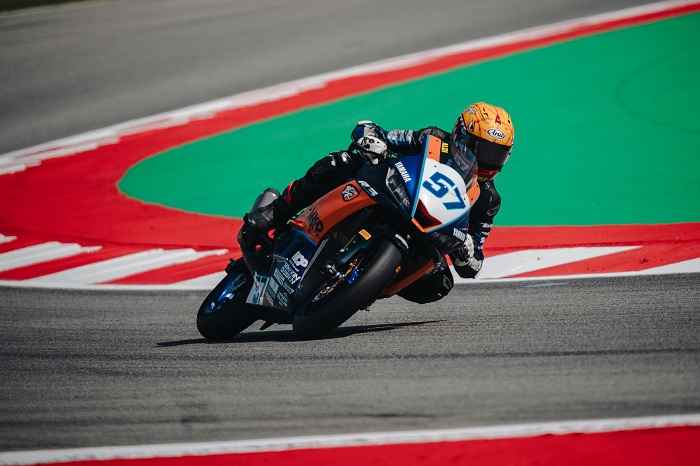 Aldi Satya Mahendra saat balapan di seri 5 WorldSSP300 Portimao Portugal 2024
