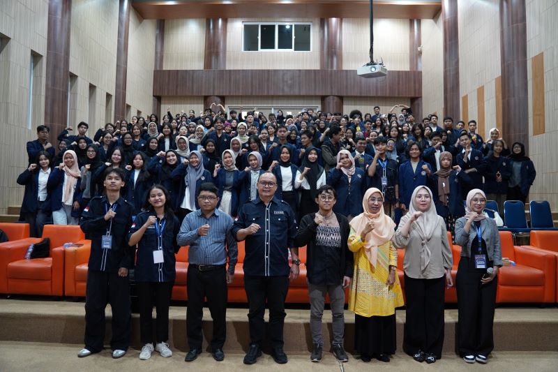 Mahasiswa Hubungan Internasional Untan menggelar seminar nasional pada Sabtu (23/11).