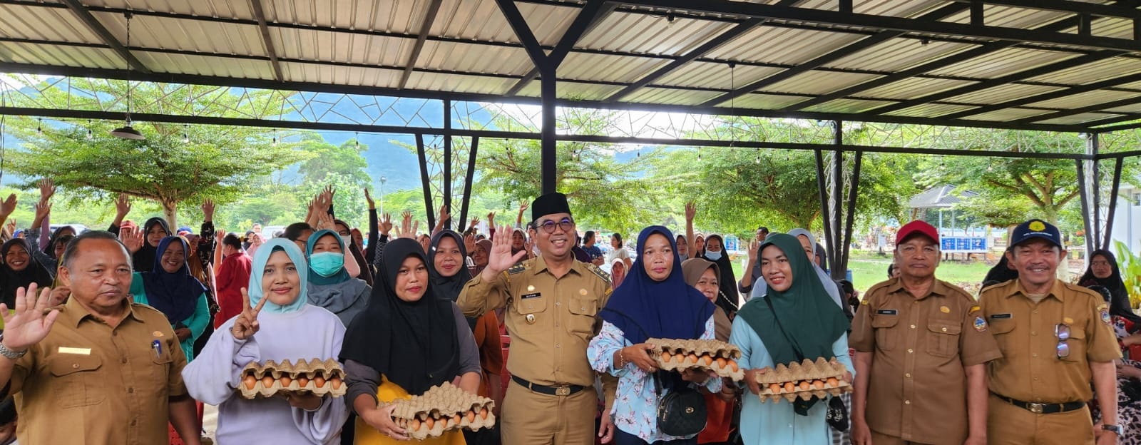 GPM: Pelaksanaan Gerakan Pangan Murah (GPM) di Kecamatan Sukadana, dihadiri Penjabat (Pj) Bupati Kayong Utara Alfian.