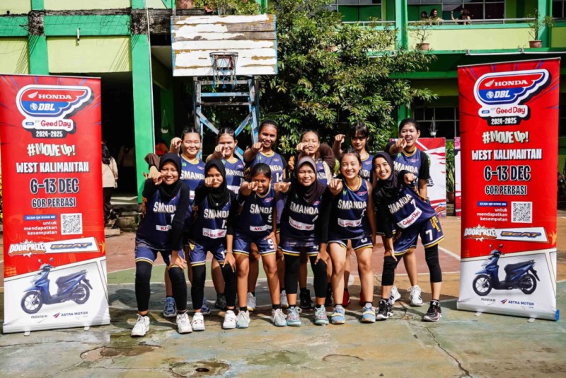 Potret tim basket putri SMAN 2 Pontianak.