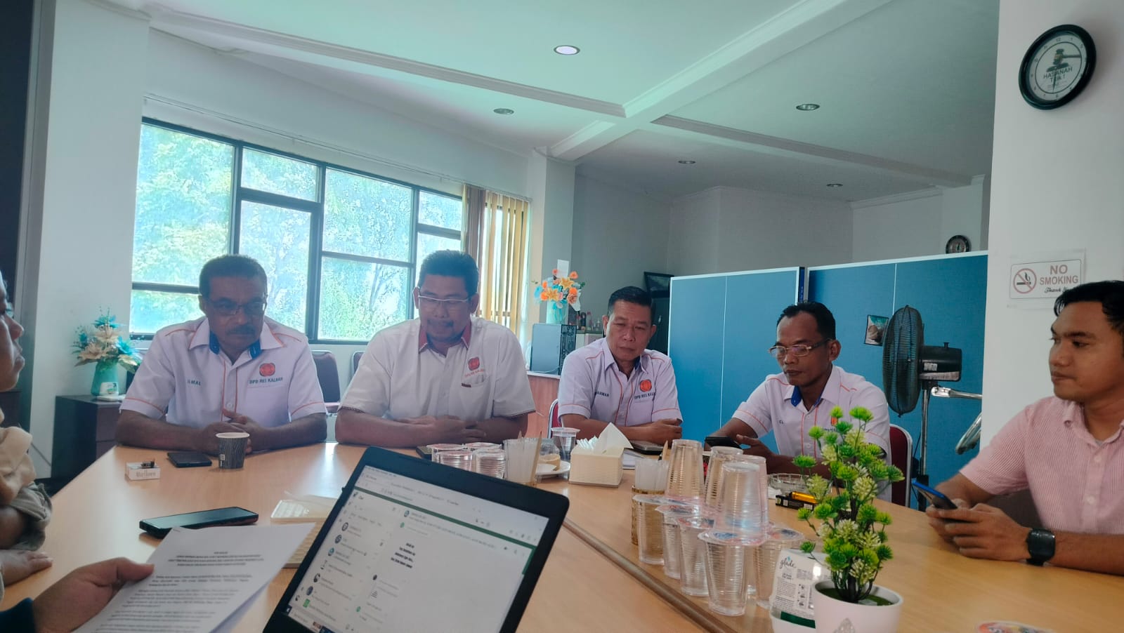DPD REI Kalbar menggelar koferensi pers terkait SKB 3 Menteri dan Program 3 Juta Rumah Presiden Prabowo.