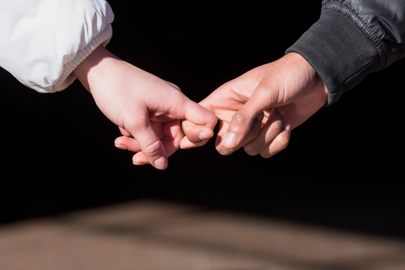 Ilustrasi pasangan yang ingin rujuk.