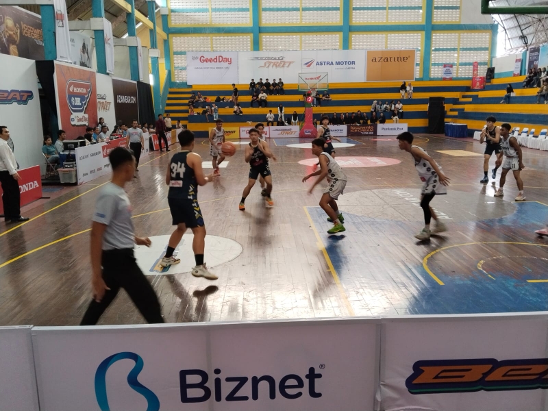 Pertandingan antara SMA Pelita Cemerlang melawan SMAN 4 Pontianak.