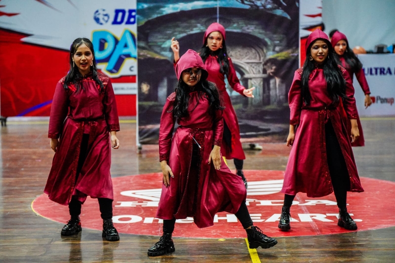 Penampilan Tim SMA Maranatha di DBL Dance Competition 2024, Senin (9/12).