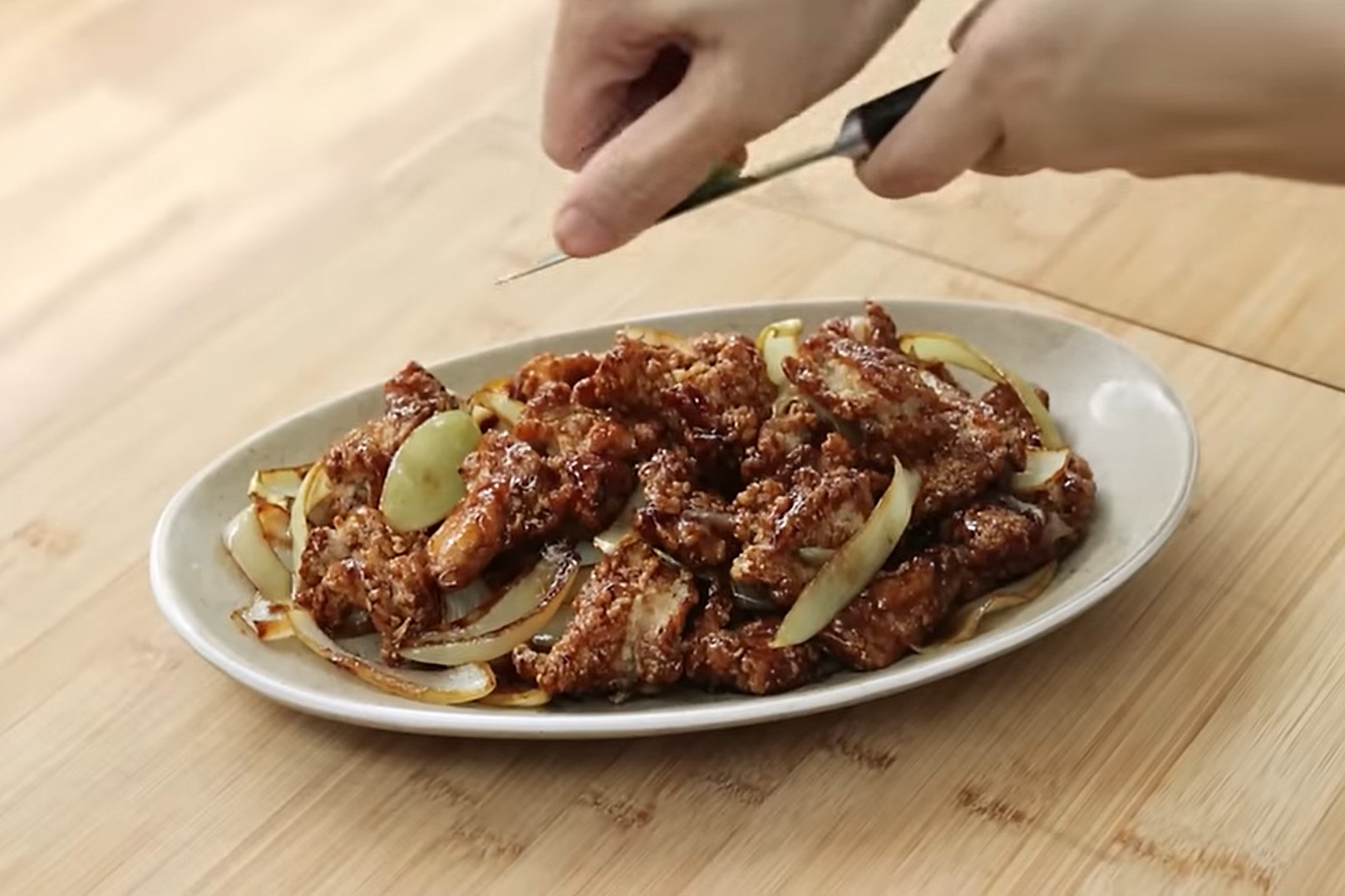 Ayam goreng krispi saus mentega alam Chef Devina Hermawan.