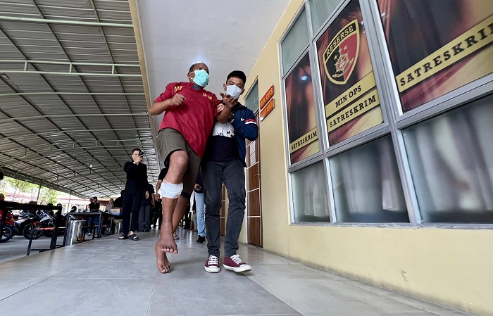 DITANGKAP: Polresta Pontianak menggelar konferensi pers terkait pengungkapan kasus pembunuhan seorang wanita di sebuah hotel di Pontianak, Selasa (17/12).