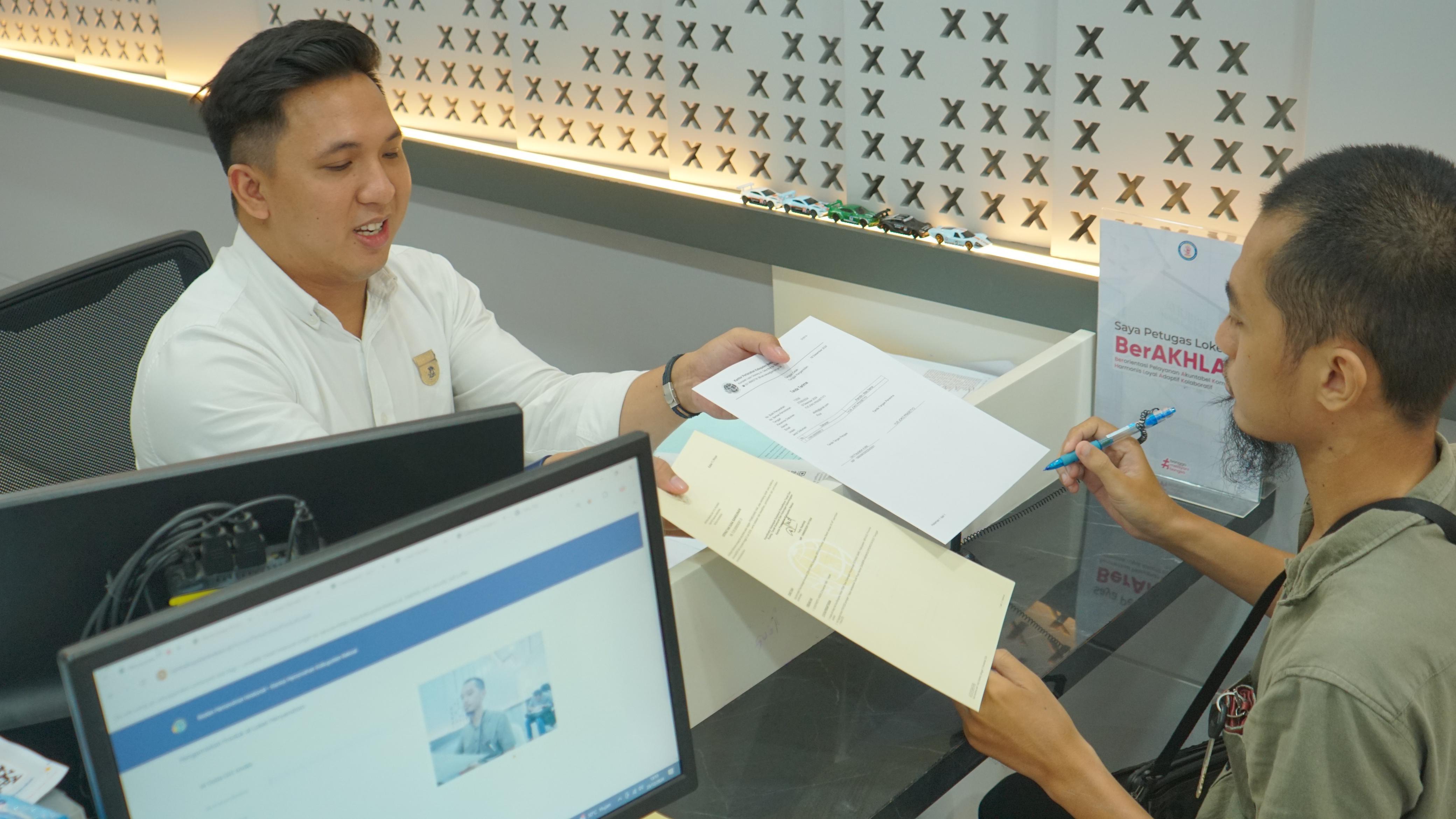 Sertipikat elektronik dapat dicetak dalam format satu lembar dan menggunakan _secure paper_.