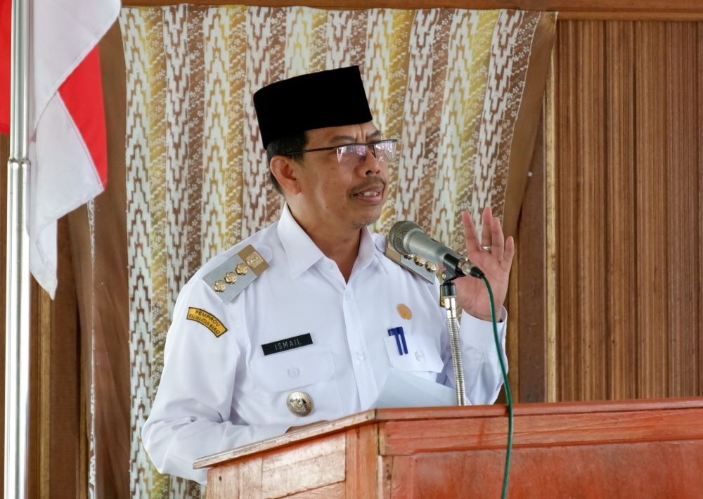 Pj Bupati Mempawah, Ismail.