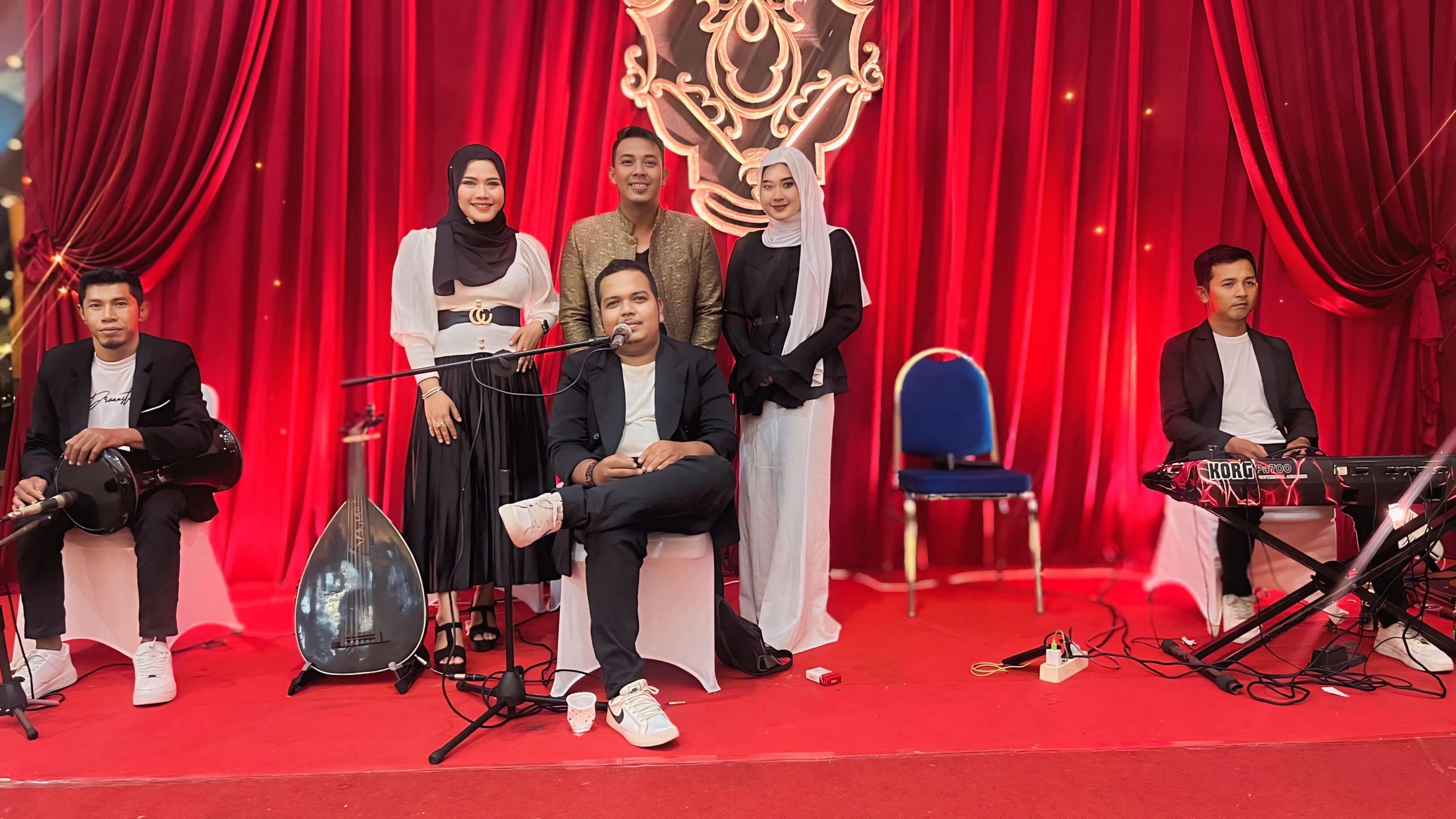 TERUS BERINOVASI: Walid and Friends, kelompok Band Gambus asal Pontianak.