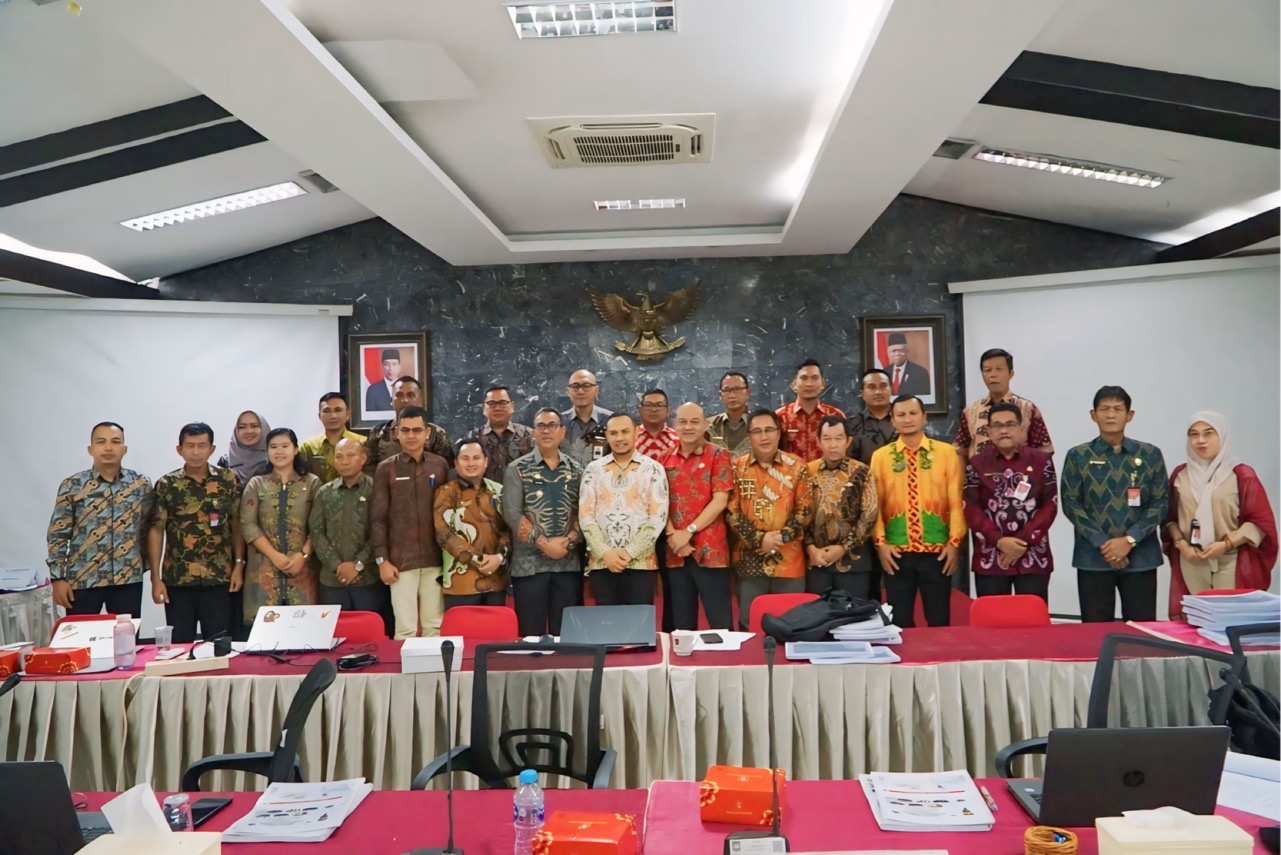 EVALUASI: Suasana persiapan menjelang pemaparan evaluasi kinerja Penjabat Bupati Kayong Utara.
