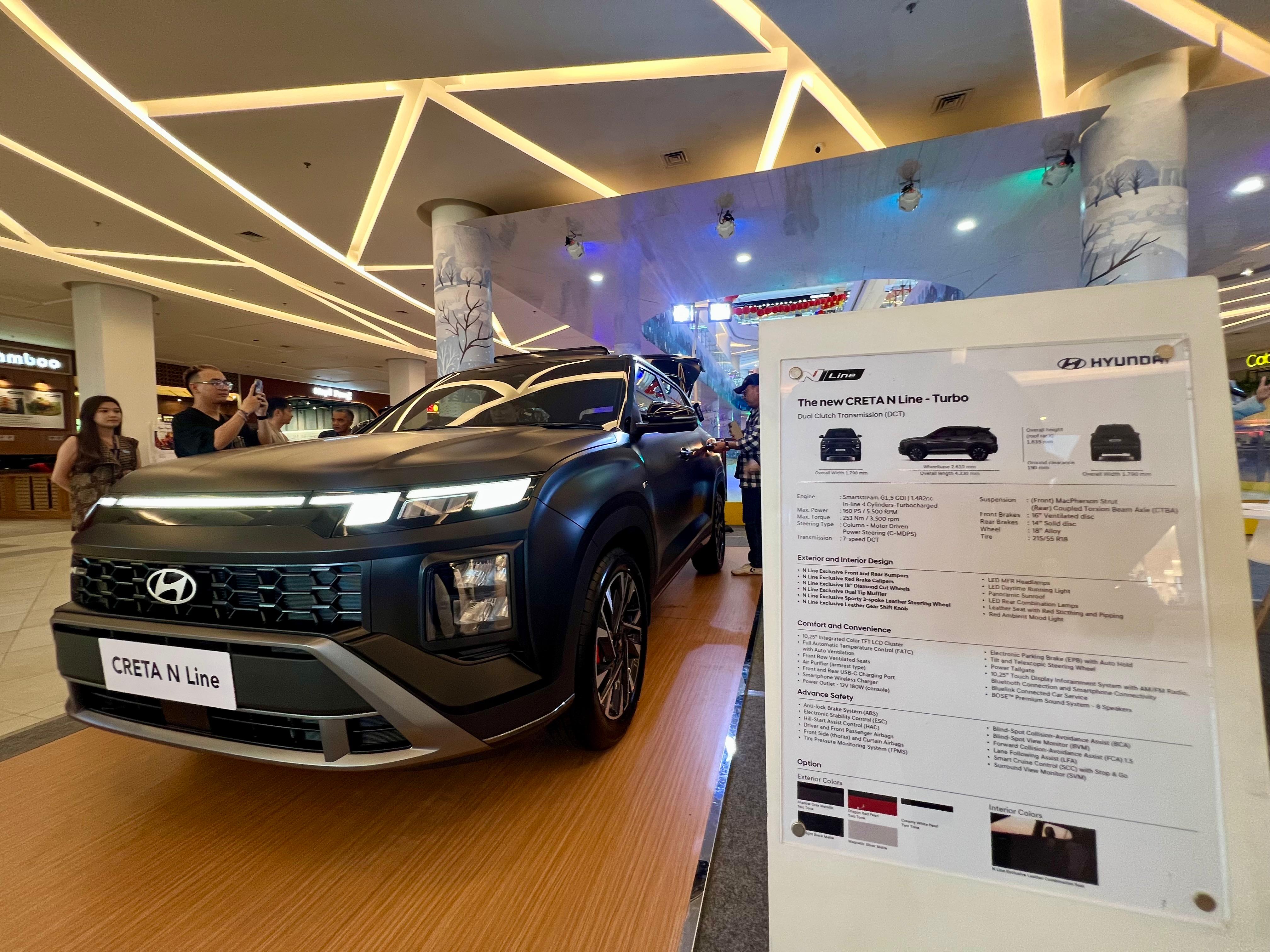Peluncuran Mobil Hyundai New CRETA N Line Turbo dan New CRETA di Gaia Mall, Jumat (10/1).