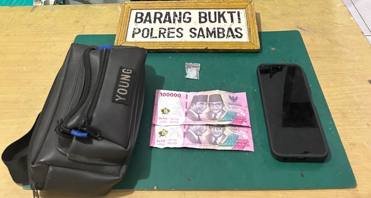 BARANG BUKTI: Satnarkoba Polres Sambas mengamankan barang bukti kasus narkoba, belum lama ini.