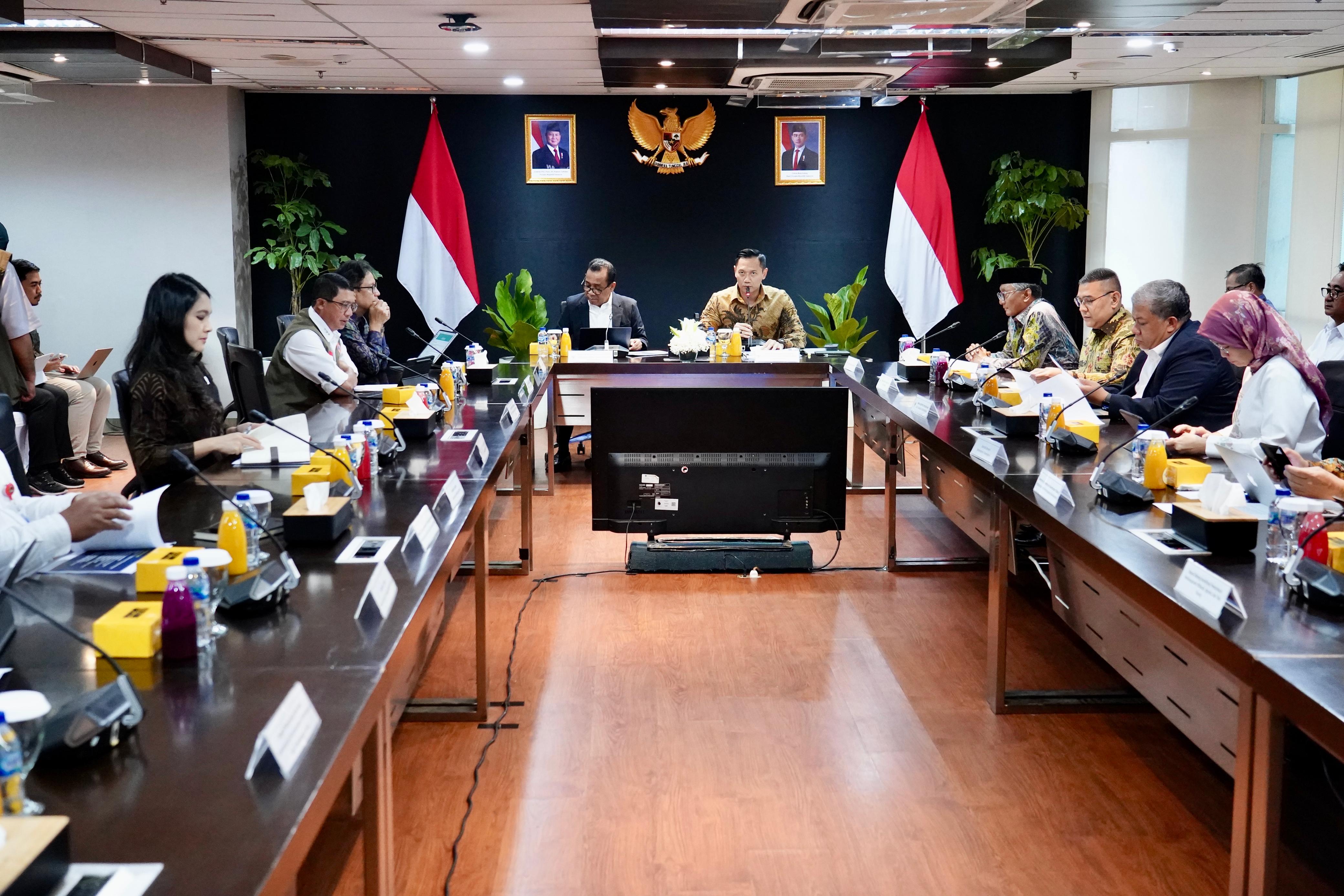 Kementerian ATR/BPN meluncurkan beberapa instrumen hukum yang mendukung pembangunan infrastruktur.