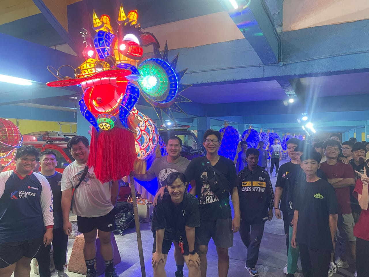 Latihan perdana tim naga Vois Dragon Sport jelang festival Cap Go Mdh tahun 2025.