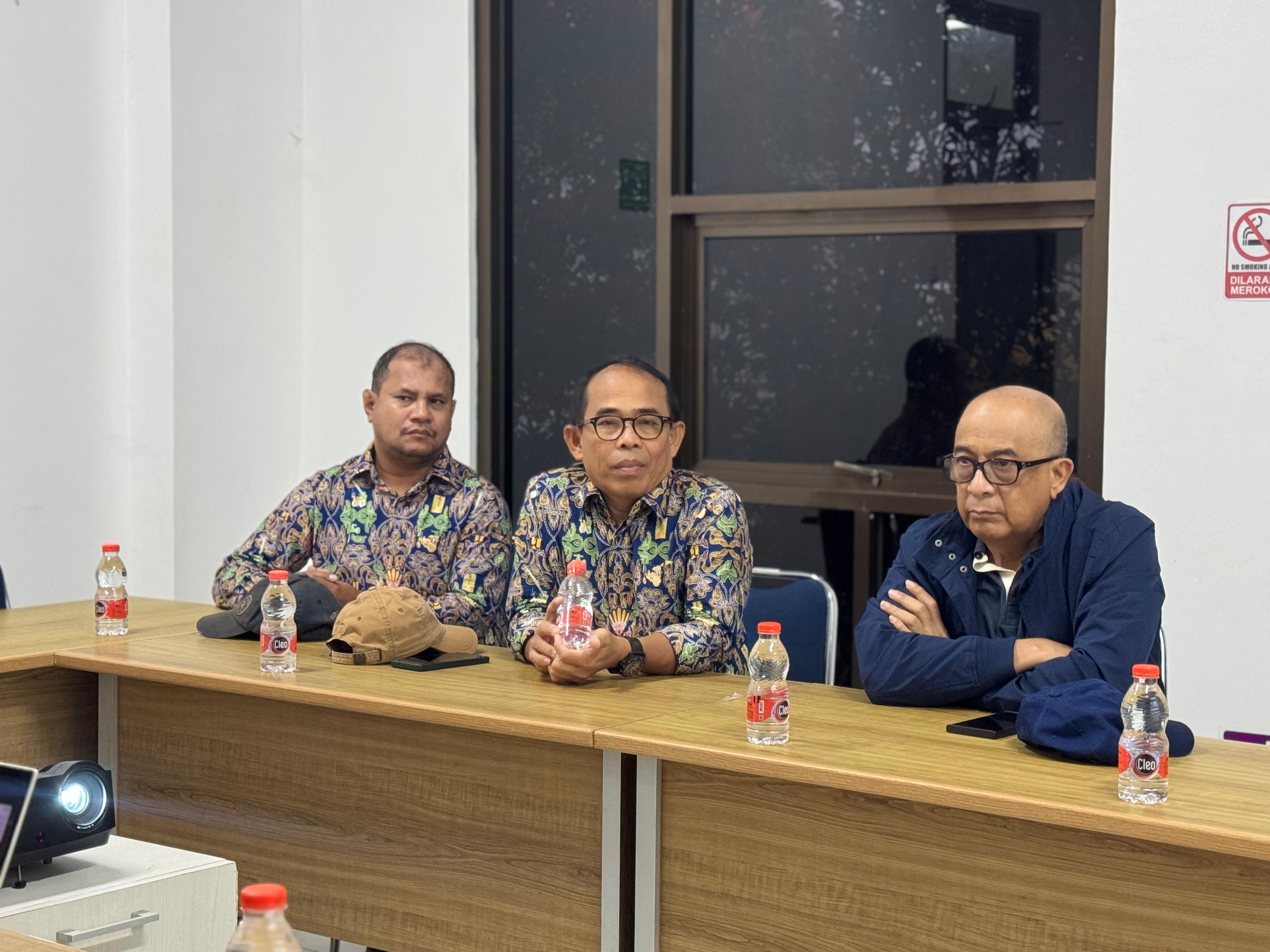 Anggota DPR RI dapil Kalimantan Barat I, Syarif Abdullah Alkadrie saat melakukan kunjungan kerja ke kantor Pelindo, Rabu (22/1).