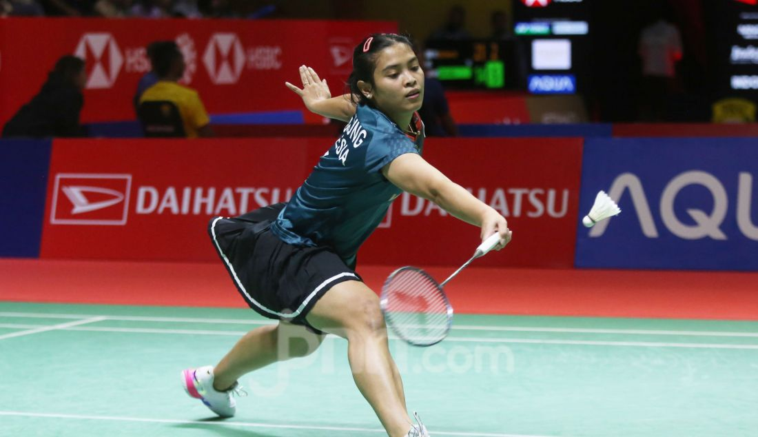 MENANG: Gregoria Mariska Tunjung tak dalam kondisi fit saat menghadapi wakil India Anupama Upadhyaya di babak 32 Besar Indonesia Masters.