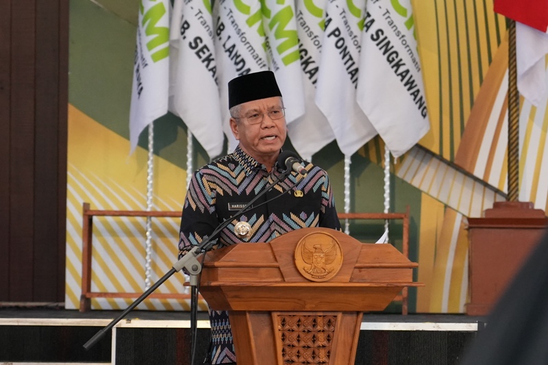 Harisson saat menghadiri Pelantikan MPW-ICMI Kalimantan Barat Periode 2024-2029.