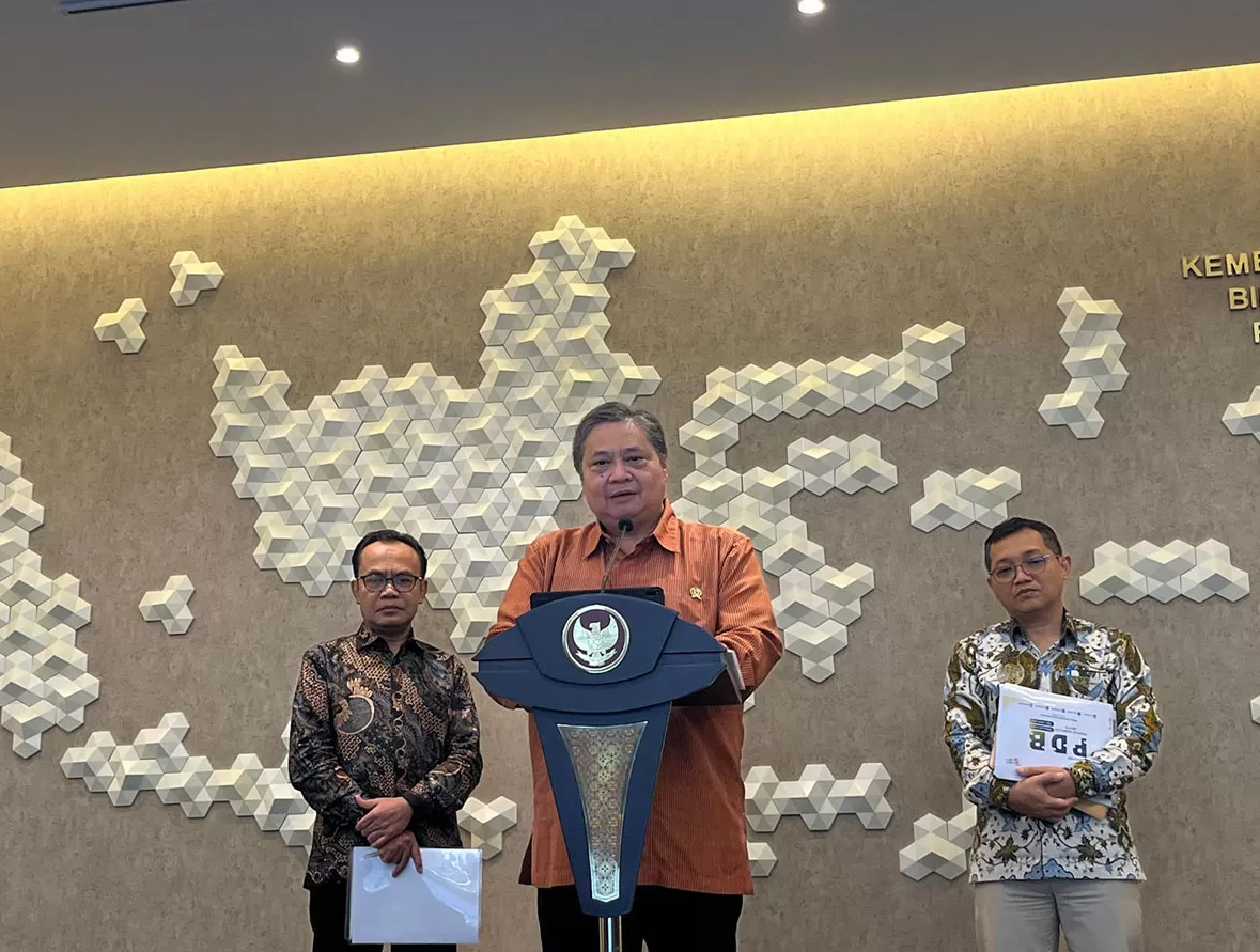 EFISIENSI: Menteri Koordinator Bidang Perekonomian, Airlangga Hartarto menyampaikan bahwa kementerian yang dipimpinnya ikut terkena efisiensi anggaran.
