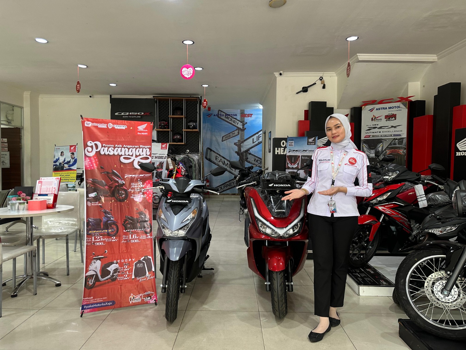Promo Pasangan dari Astra Motor.