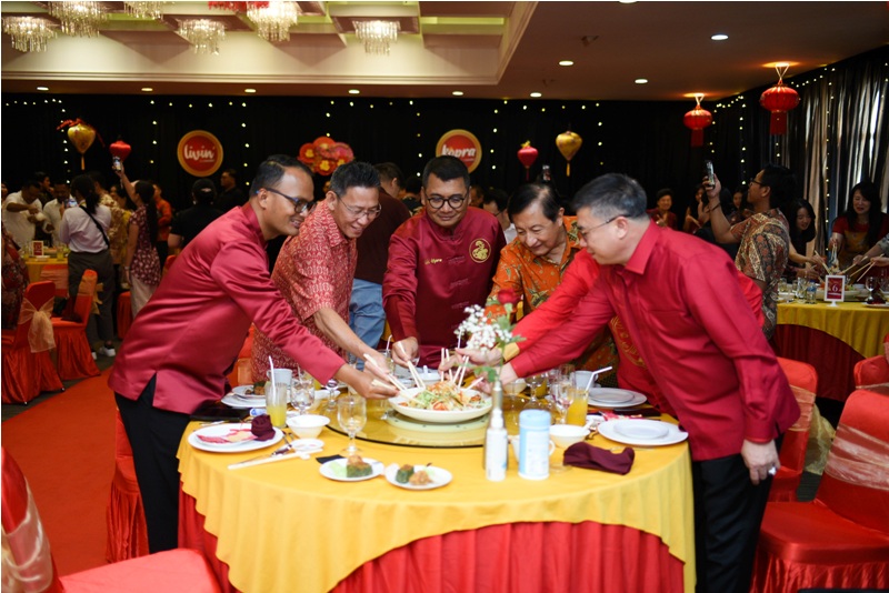 Bank Mandiri Region XI/Kalimantan mengadakan acara bertajuk  &ldquo;Cap Go Meh Intimate Gathering&rdquo; sebagai bentuk apresiasi atas kepercayaan serta loyalitas nasabah.