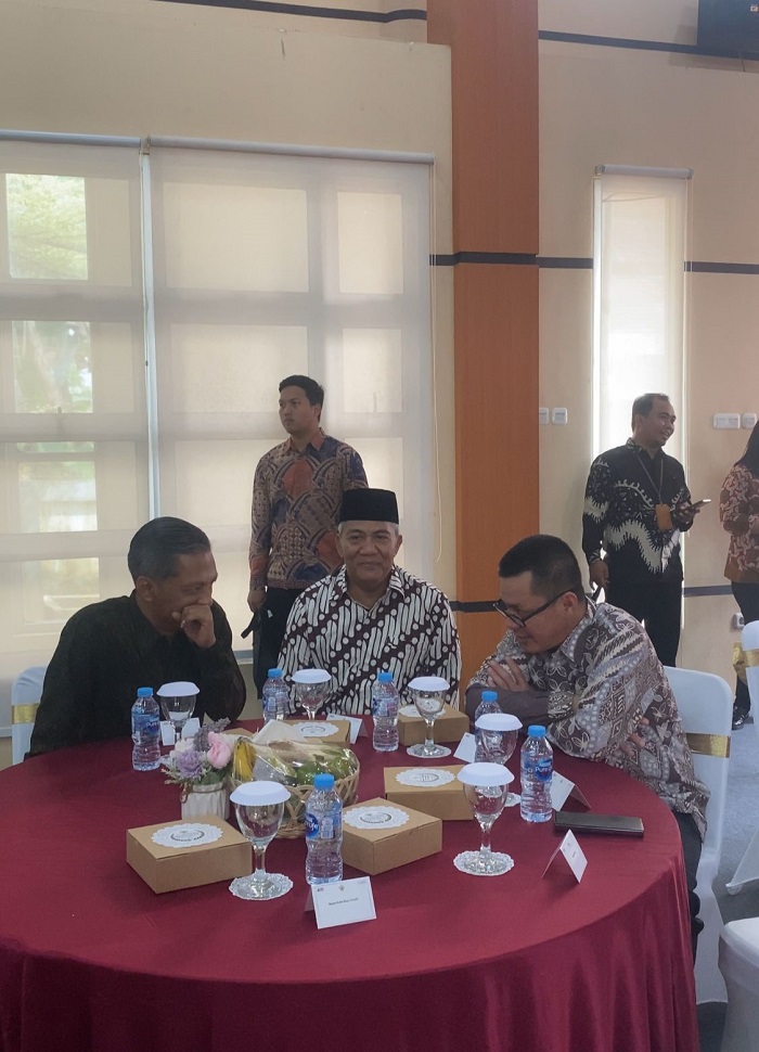 HADIR: Bupati terpilih Kabupaten Kayong Utara, Romi Wijaya hadir dalam Sertijab Kepala Perwakilan BPK Provinsi Kalimantan Barat di Aula Kantor BPK Kalbar, Sabtu (15/2).