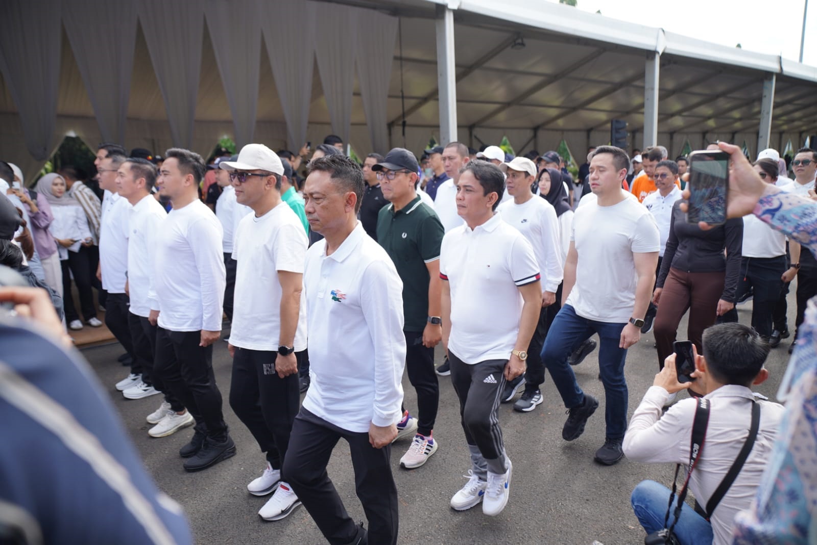 GLADI KOTOR: Wali Kota dan Wakil Wali Kota Pontianak terpilih, Edi Rusdi Kamtono dan Bahasan mengikuti gladi kotor persiapan pelantikan serentak.