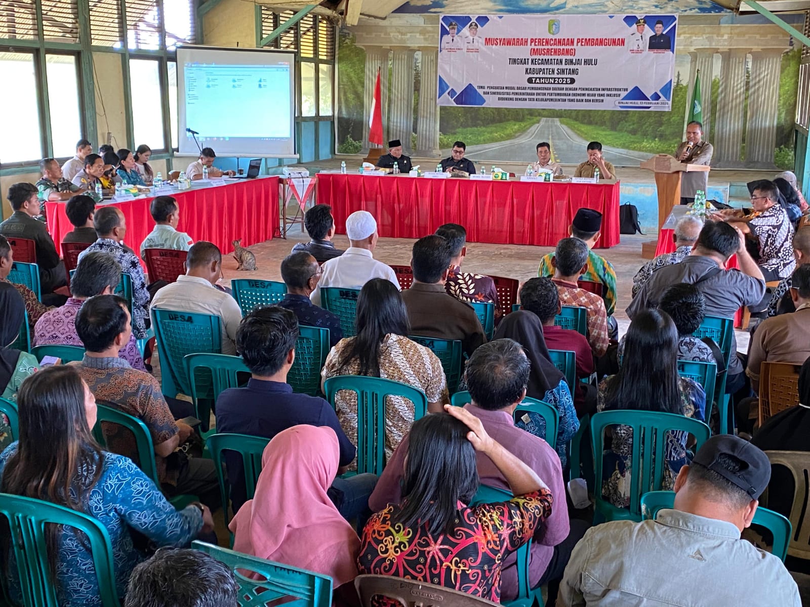 MUSRENBANG : Suasana Musrenbang di Kecamatan Binjai Hulu Kabupaten Sintang.