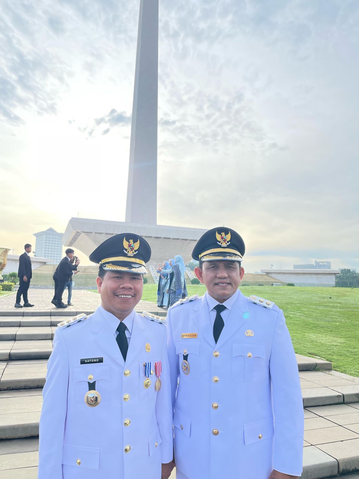 Bupati dan Wabup Sambas terpilih sudah siap ke Istana Negara untuk pelantikan.