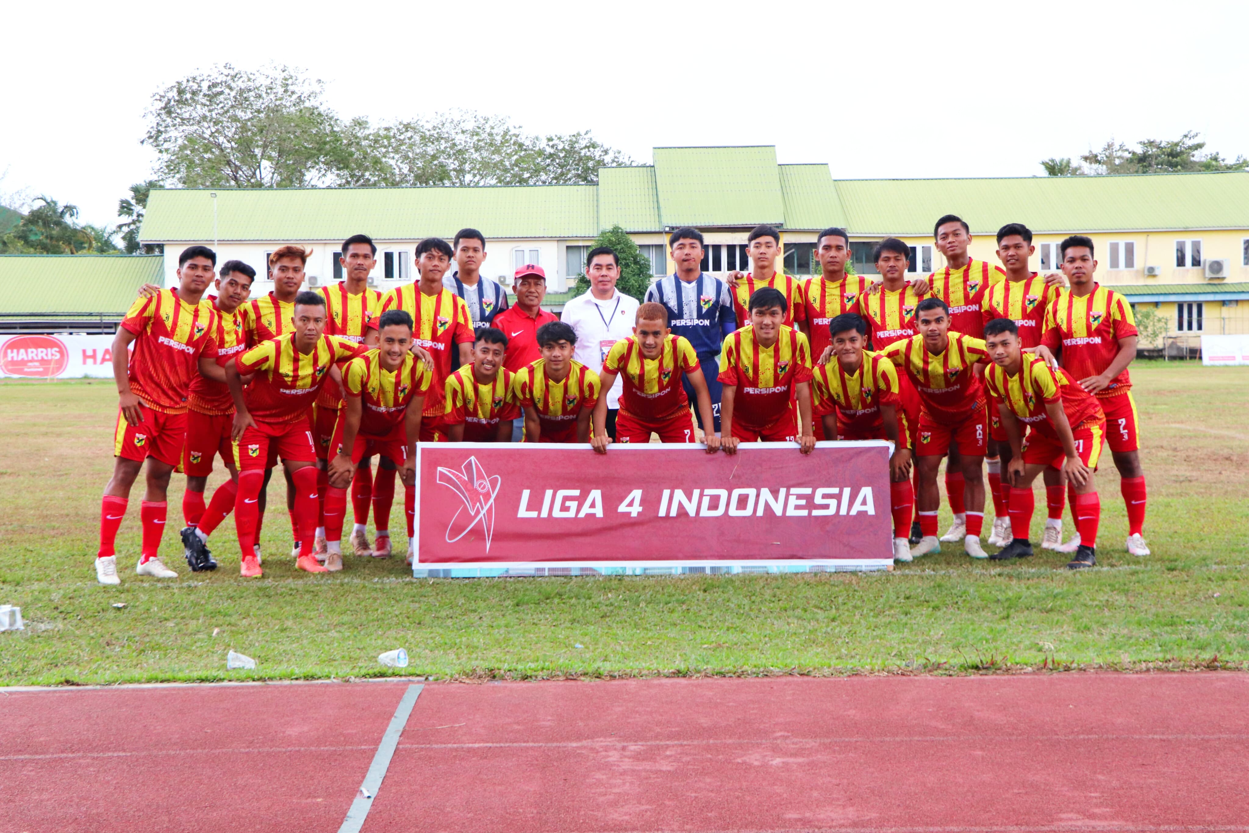 Persipon saat melawan PS Kubu Raya  di Stadion Sultan Syarif Abdurrahman (SSA) Pontianak, Kamis (20/2) sore.