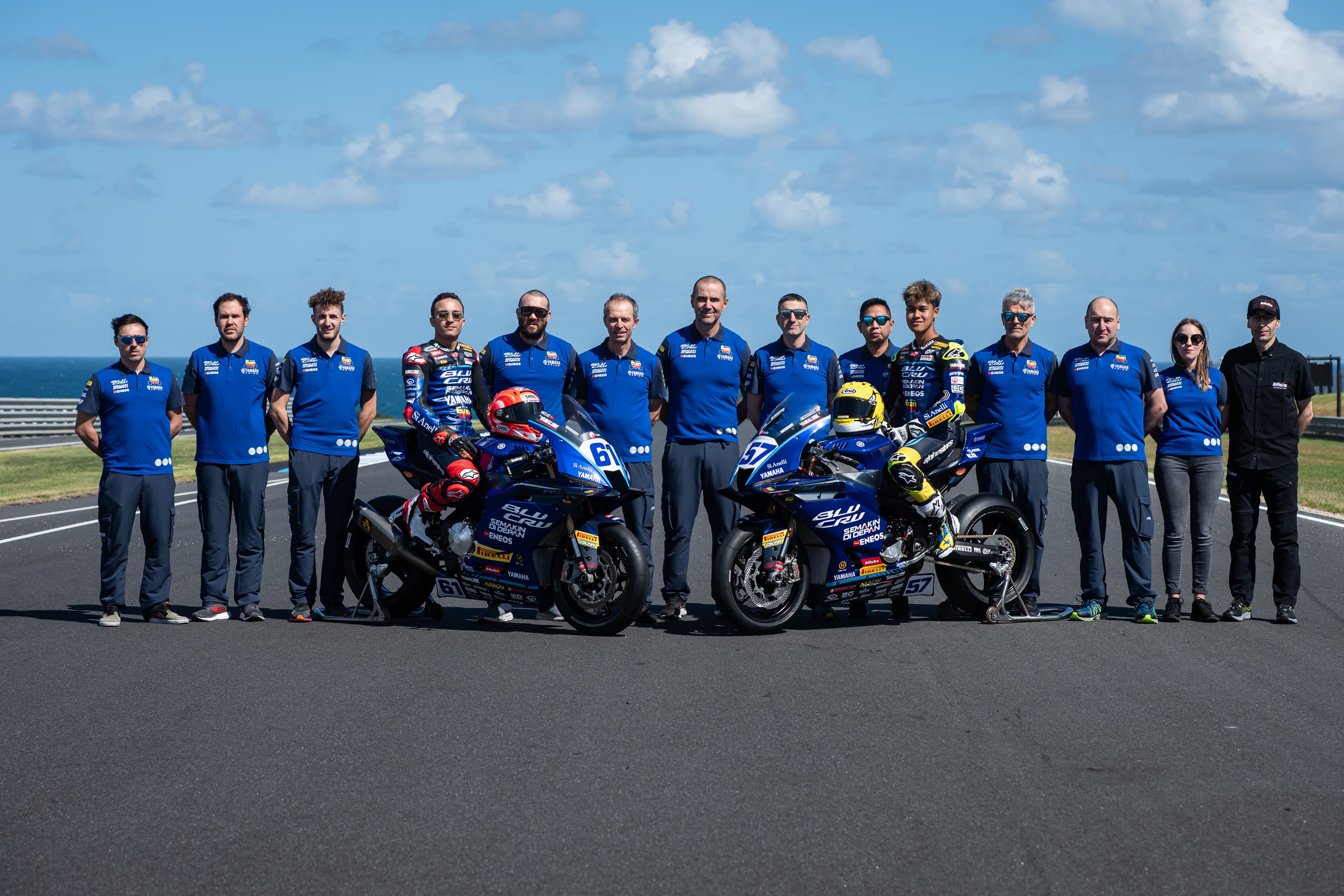Yamaha Indonesia dan tim Evan Bros Racing saat mendampingi, Aldi Satya Mahendra di World Supersport 2025.