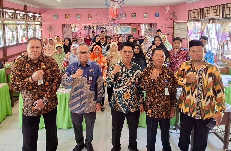 Peserta musyawarah kerja KKG PAI Mempawah.