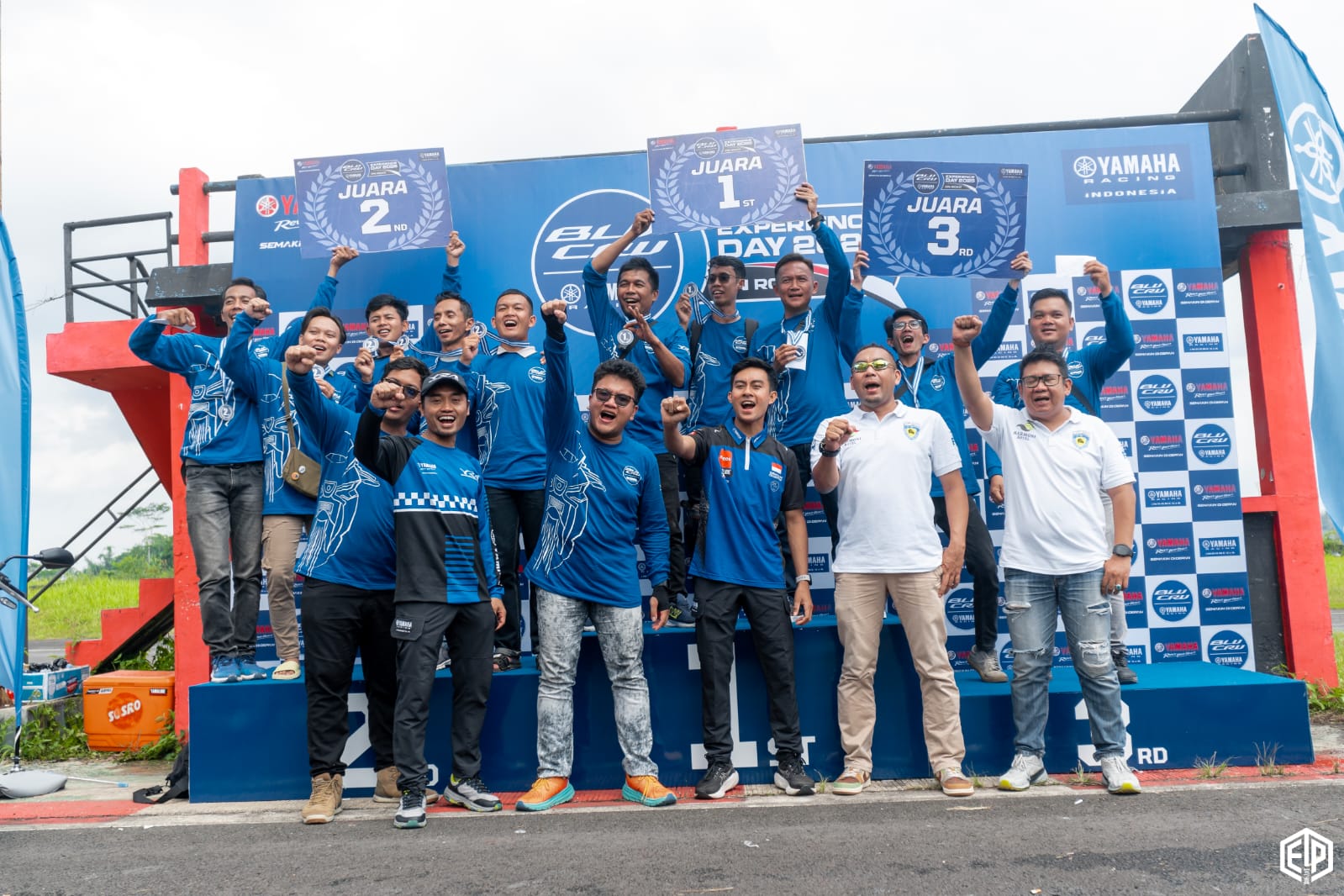YAMAHA: Event BLU CRU Experience Day On Road bersama Muhammad Faerozi di kota Tasikmalaya.