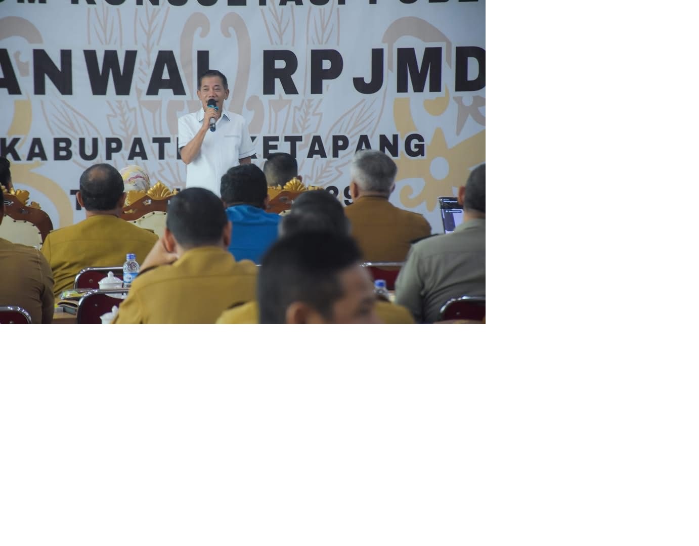 RPJMD: Wabup Ketapang, Jamhuri Amir, membuka forum konsultasi publik rencana awal RPJMD Ketapang 2025-2029, Senin (24/2).
